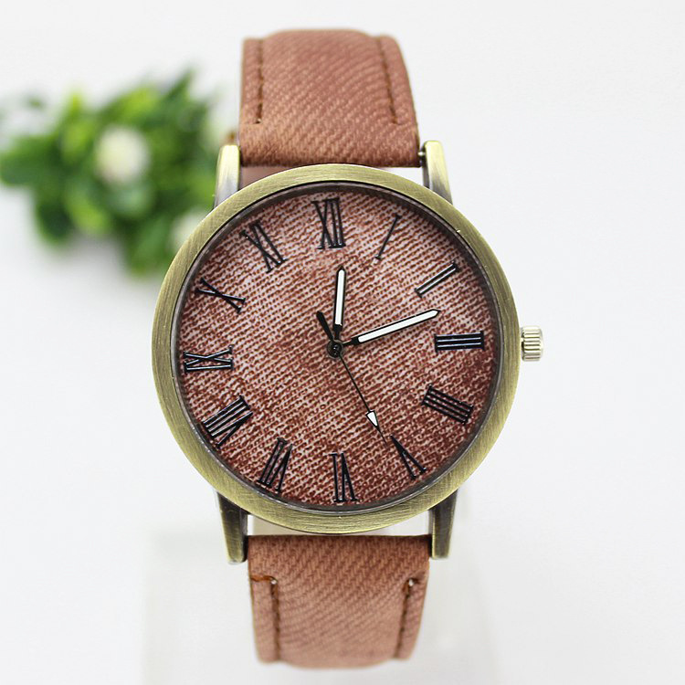 New Fashion Men Casual Quartz  - Leather Watch Band Men recensione e prezzo