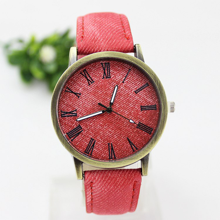 New Fashion Men Casual Quartz  - Leather Watch Band Men recensione e prezzo