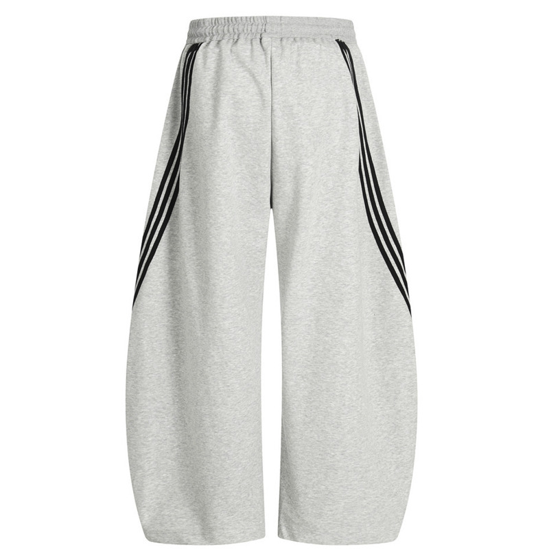 Men's trendy streetwear style, - Curved Spring Bar recensione e prezzo