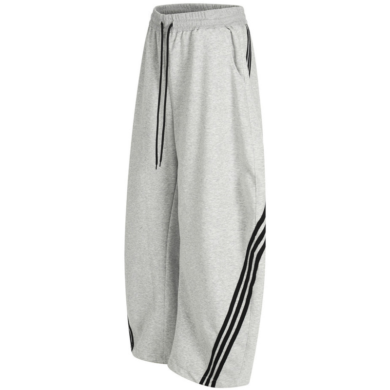 Men's trendy streetwear style, - Curved Spring Bar recensione e prezzo